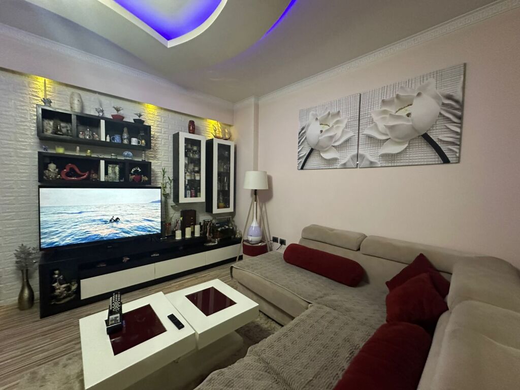 Vendiamo appartamento 2+1+2 convertito in 3+1 a Fresk