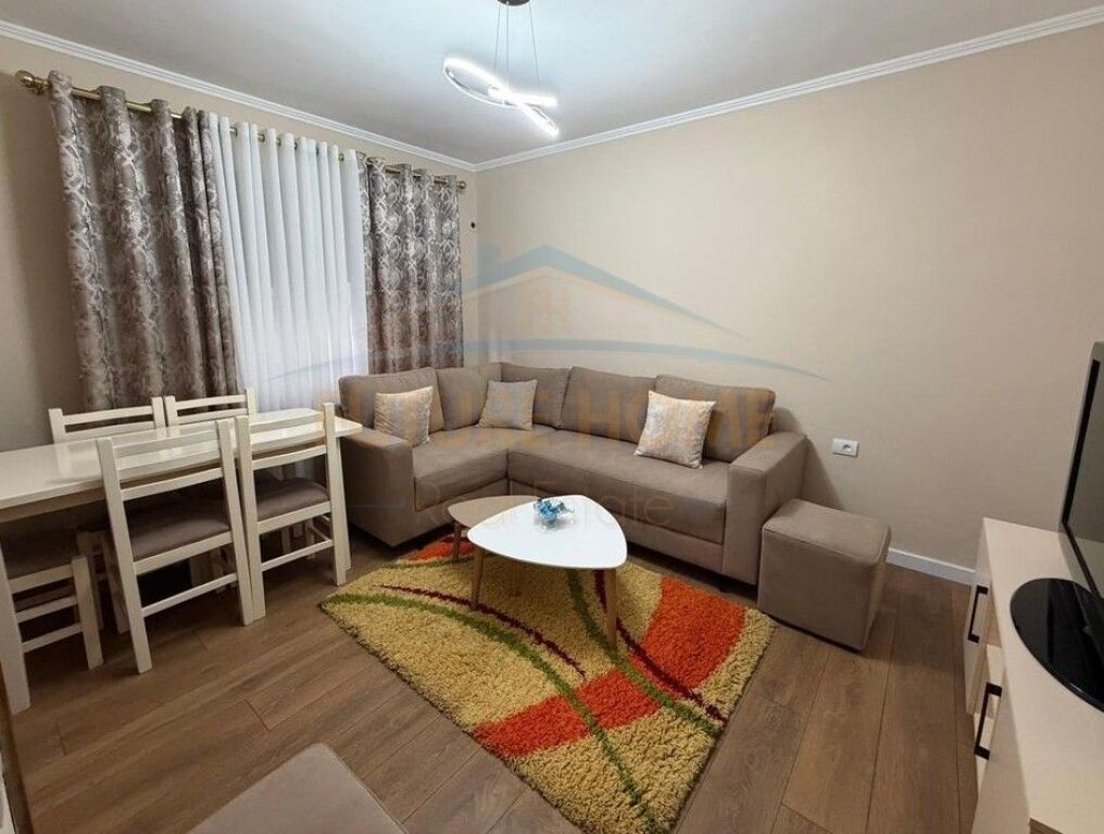 Qera, Apartament 2+1, Oxhaku, Tirane