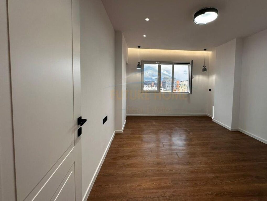 VENDESI APPARTAMENTO 2+1 A KOMUNA E PARISIT