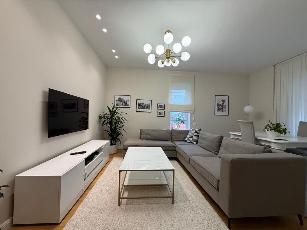 Apartment 2+1 for rent near the Botanical Garden, close to the Mosque