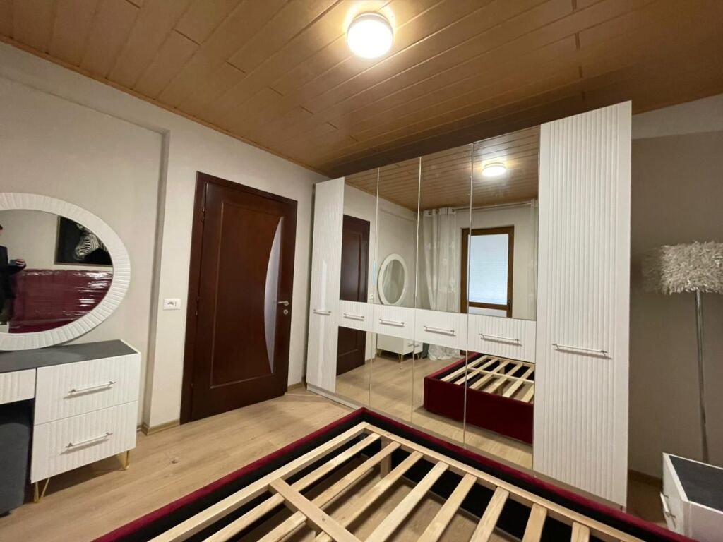 Apartament 1+1 per qira tek Rruga e Kavajes prane Globe.