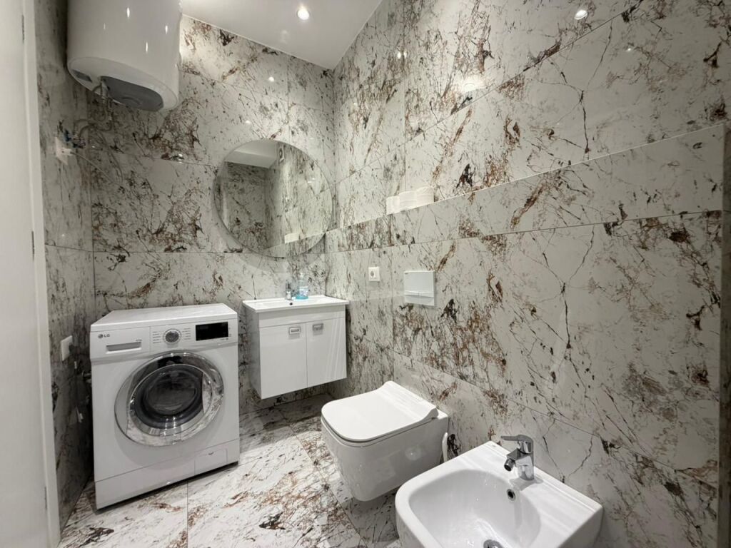 Apartament 3+1+Parking per qira tek Kompleksi Olimpik tek Komuna e Parisit.