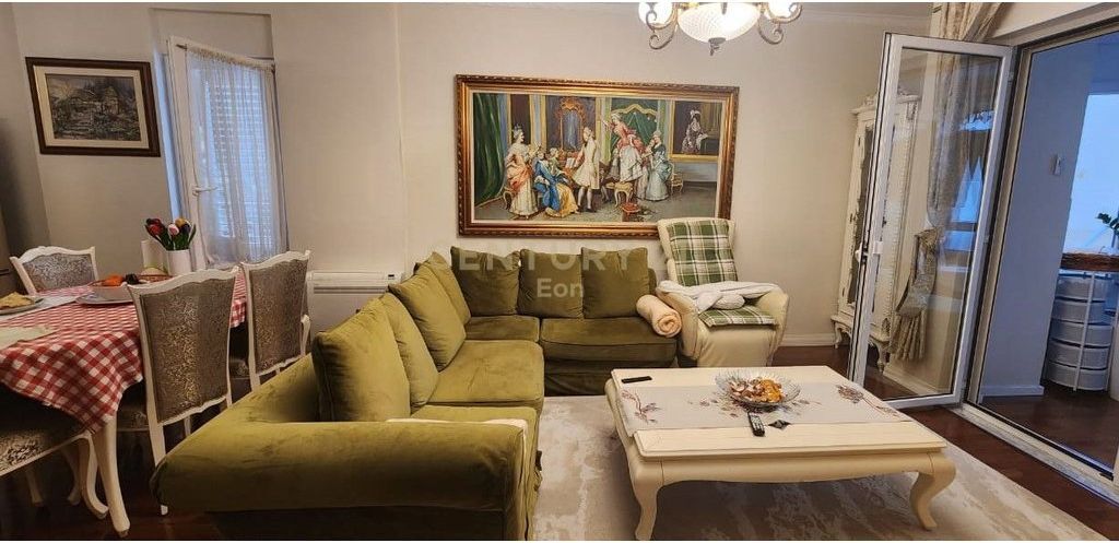 JEPET ME QERA APARTAMENT 2+1+2 PRANE AMFITEATRIT, DURRES !