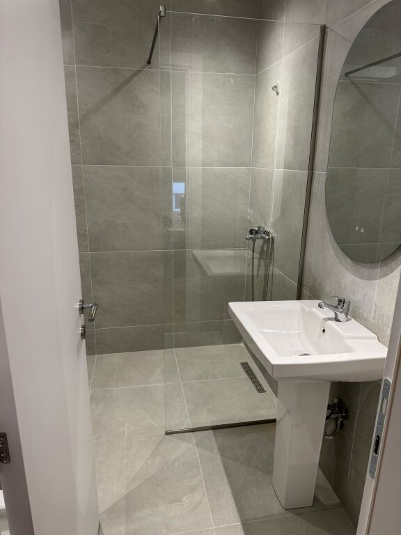 Modern apartment 2+1+parking space for rent at Univers City