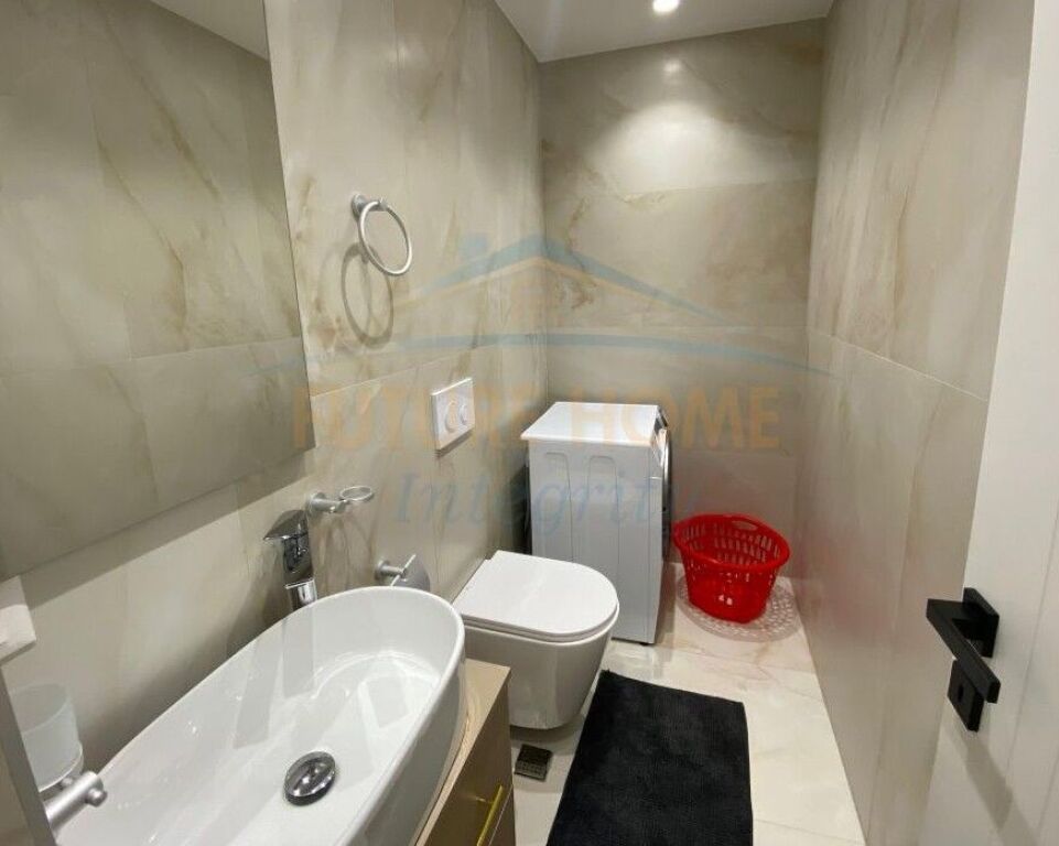 Qera, Apartament 2+1+2 Duplex, Qendër, Tiranë.