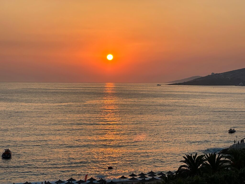 Papafingo per shitje me pamje ne  Sarande