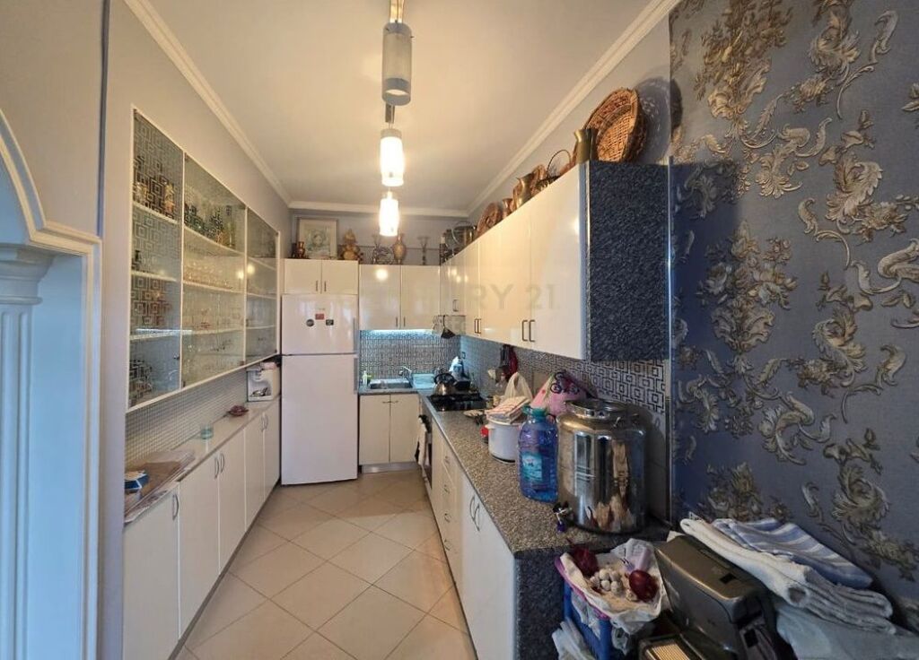 Apartament 2+1+2+Post Parkimi Në Shitje në Irfan Tomini, Tiranë - 320,000€ | 130 m²