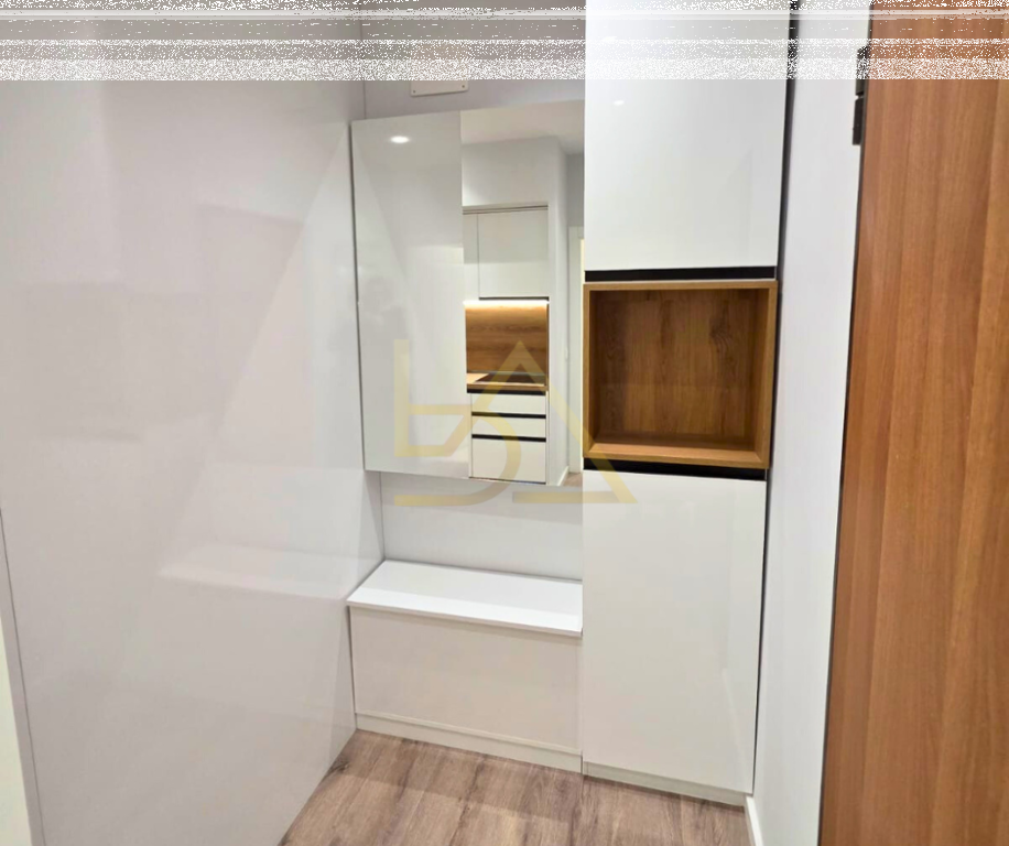 Shitet Apartament  – Durrës, Plazh (Lagjja 13), pranë Hotel Adriatik