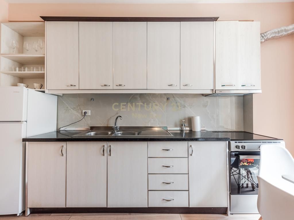 JEPET ME QIRA APARTAMENT 1+1 NE QENDER!