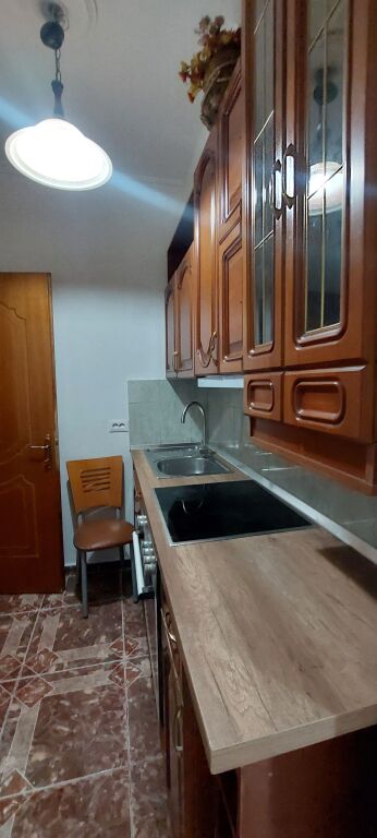 Apartament 1+1 për qera 5 Maji/Concord Center