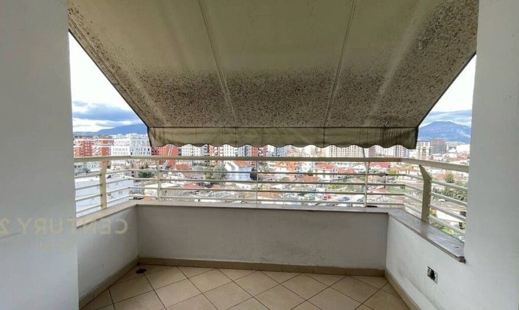 Appartamento 3+1+2 In Affitto A Astir