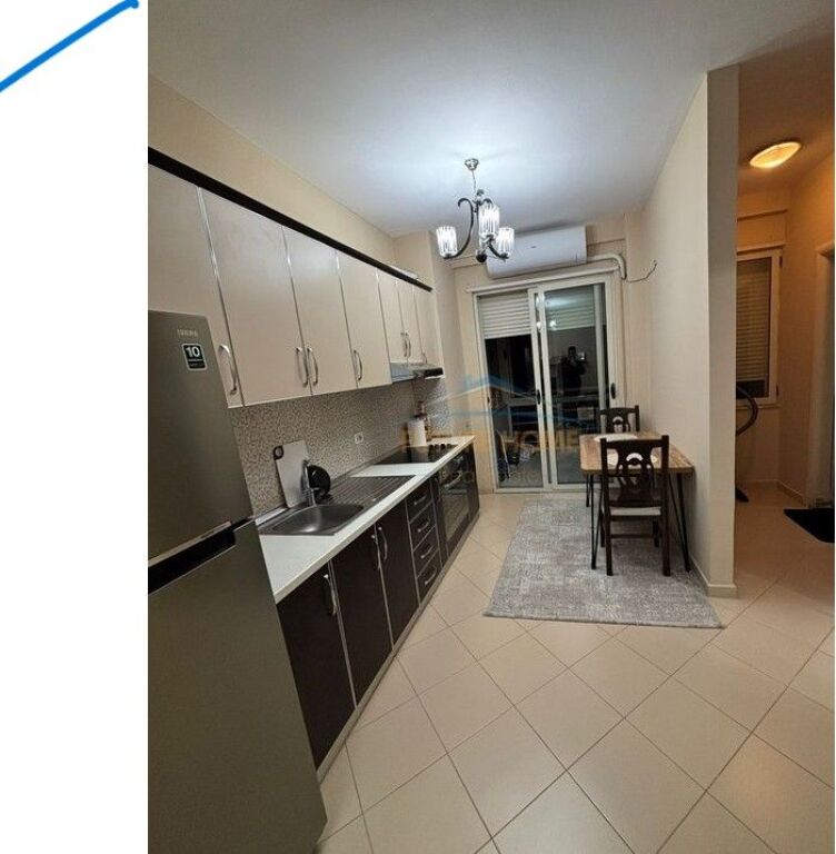 For sale, Apartment 1+1, Dry Lake, Tirana.