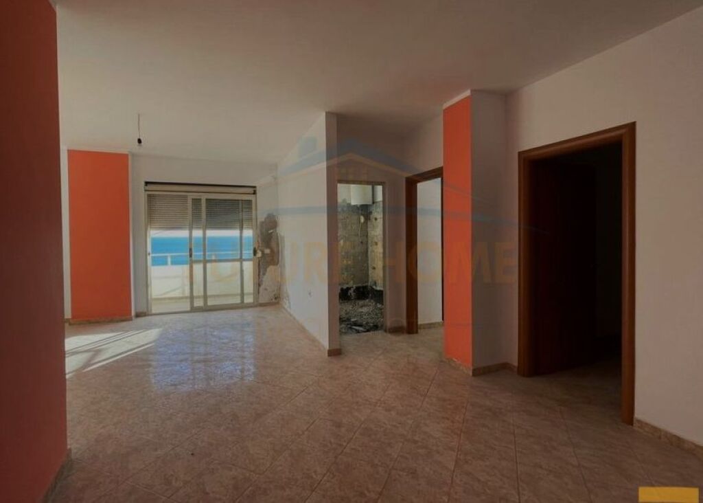 Shitet, Apartament 2+1, Plazh Rrota e Kuqe, Durrës
