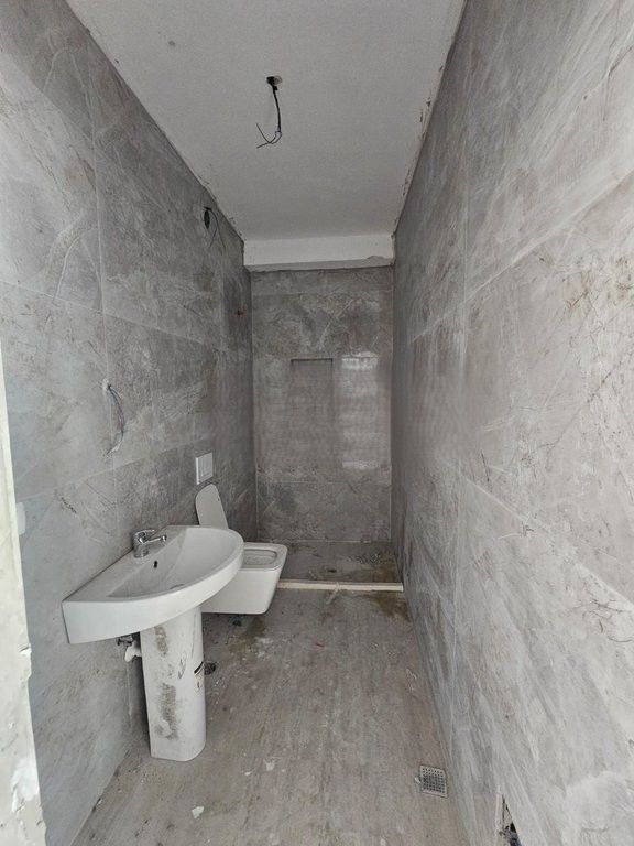 ZOGU I ZI, SHESIM APARTAMENT 1+1 140,000 €