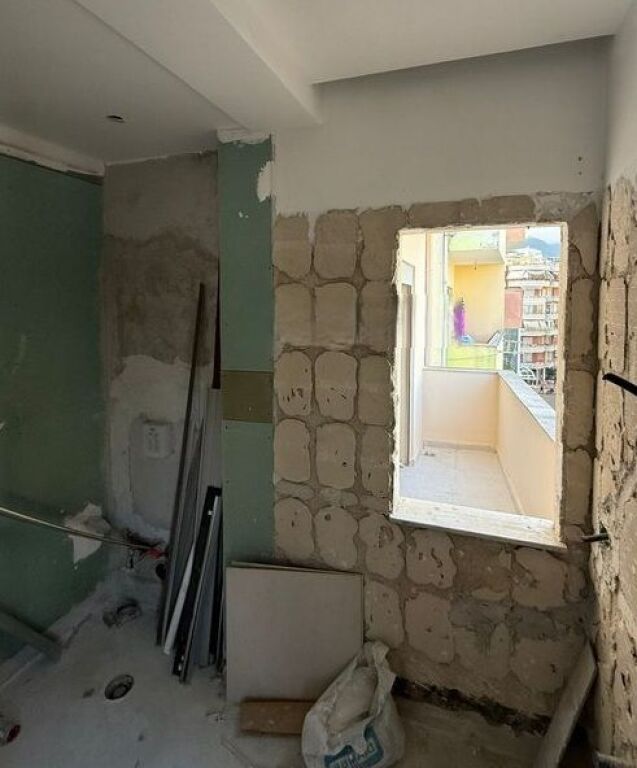 Fresk - In vendita 2+1+ Veranda