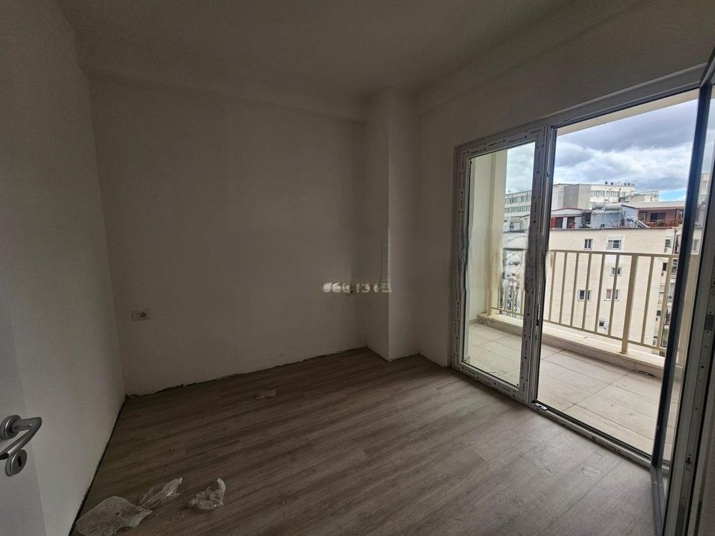 ZOGU I ZI, SHESIM APARTAMENT 1+1 140,000 €