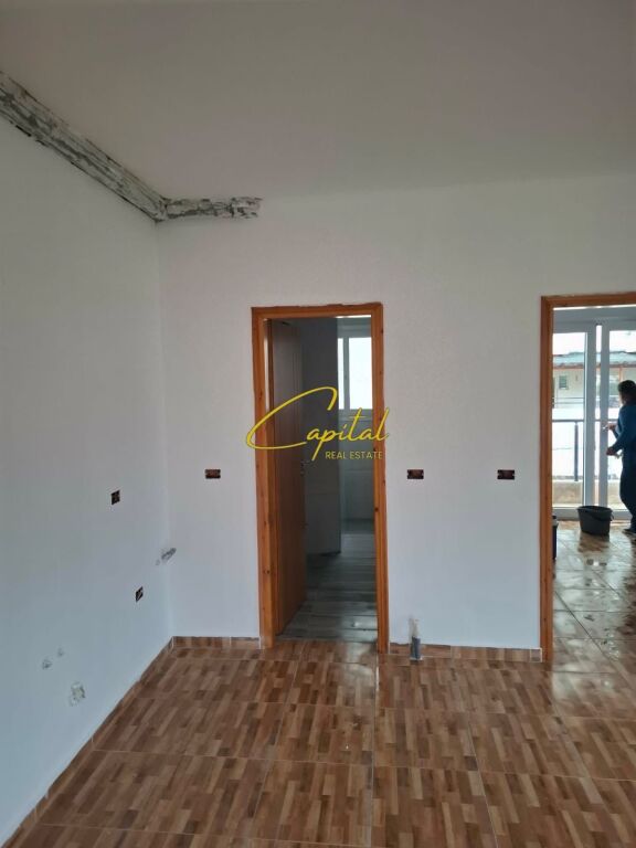 SHTET APARTAMENT 1+1 HIMARE 160.000 EURO