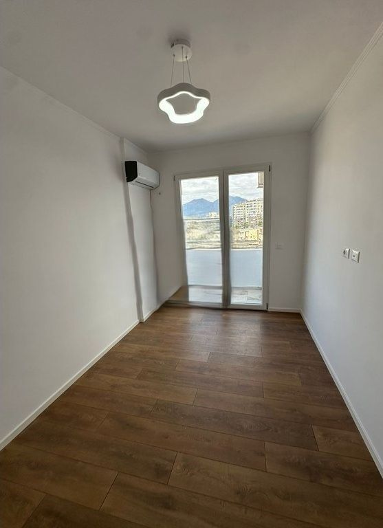 Procura di Tirana - Vendesi 2+1+2 Moderno