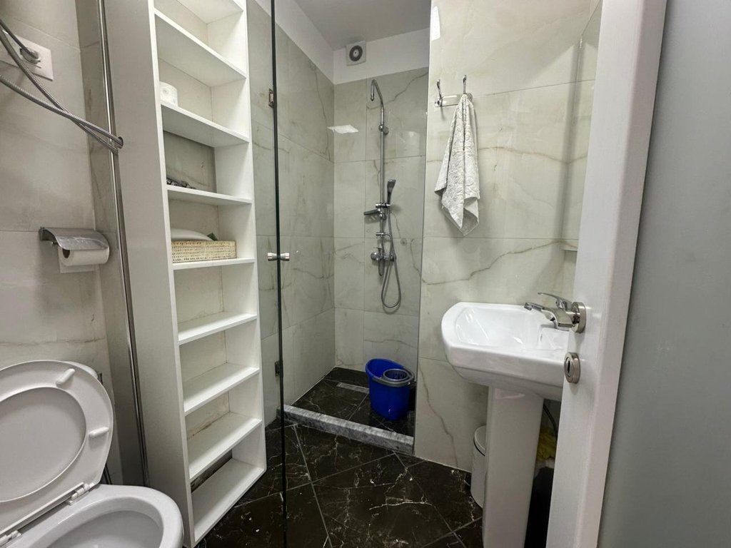 Stacioni i Trenit, shesim apartament 1+1 140,000 €