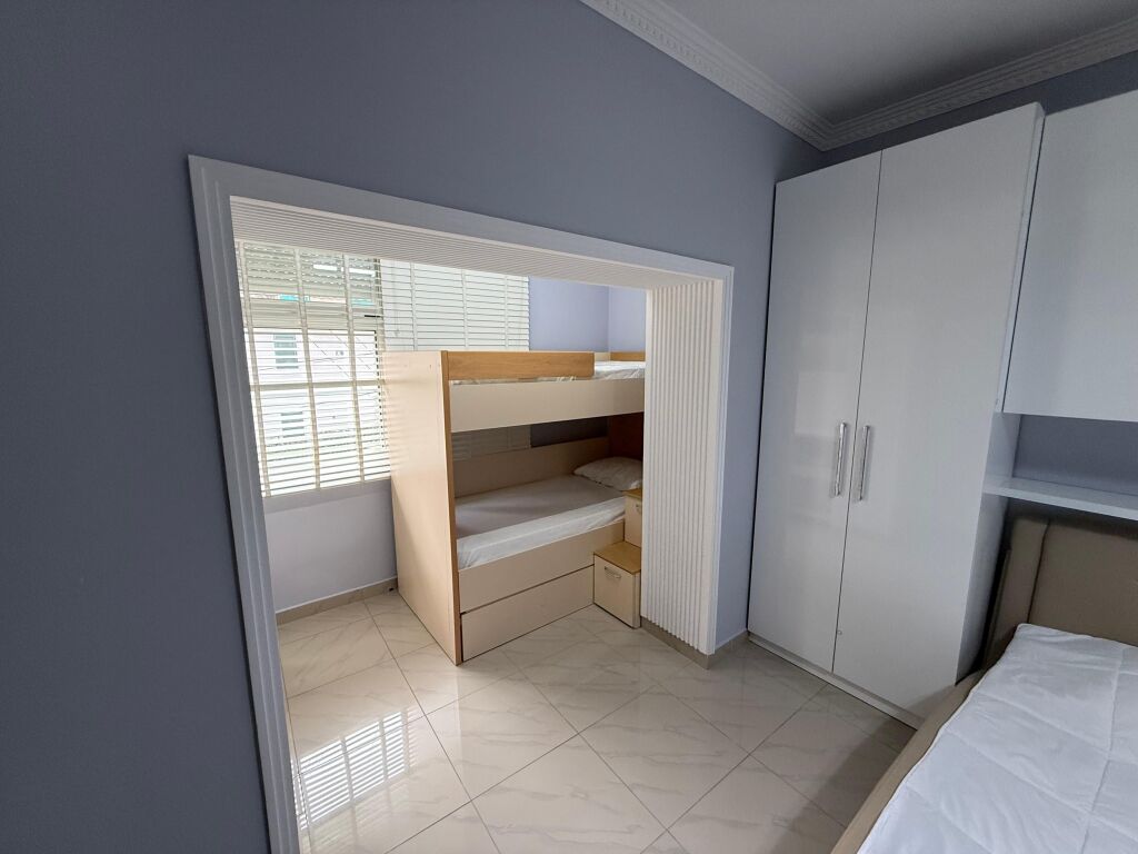 🏡 Japim me qira apartament 1+1 tek Bar Oslo – Rruga Bardhyl