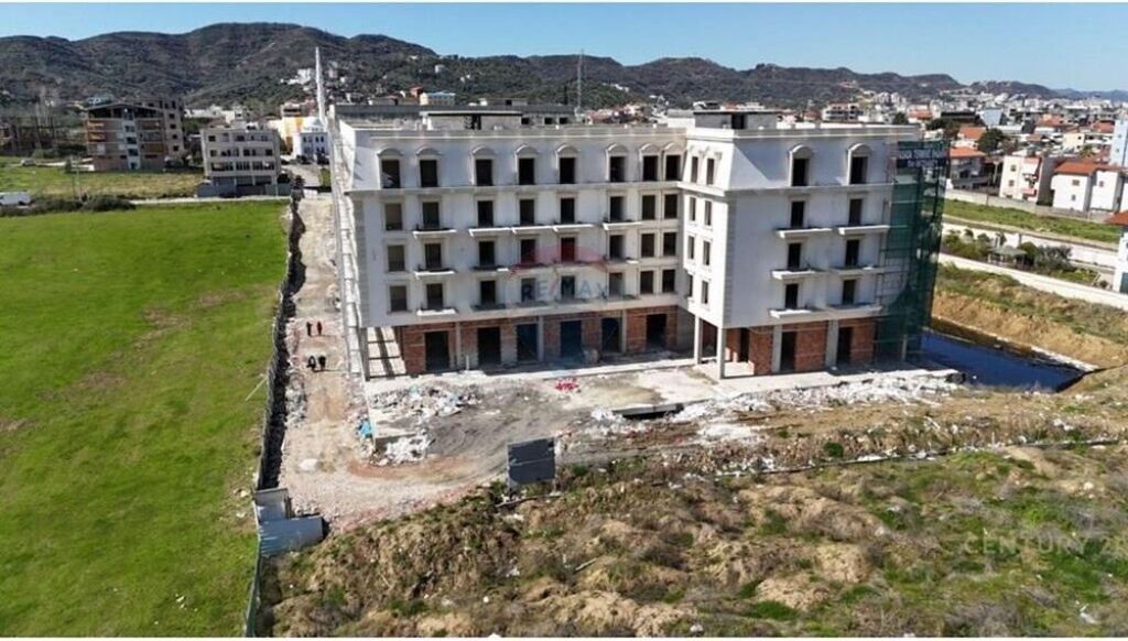 Garsionere per shitje tek Porta Tirana e Re!