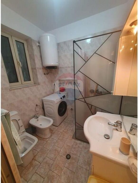 Apartament me qera 2=1+2 te FUSHA ALI DEMI