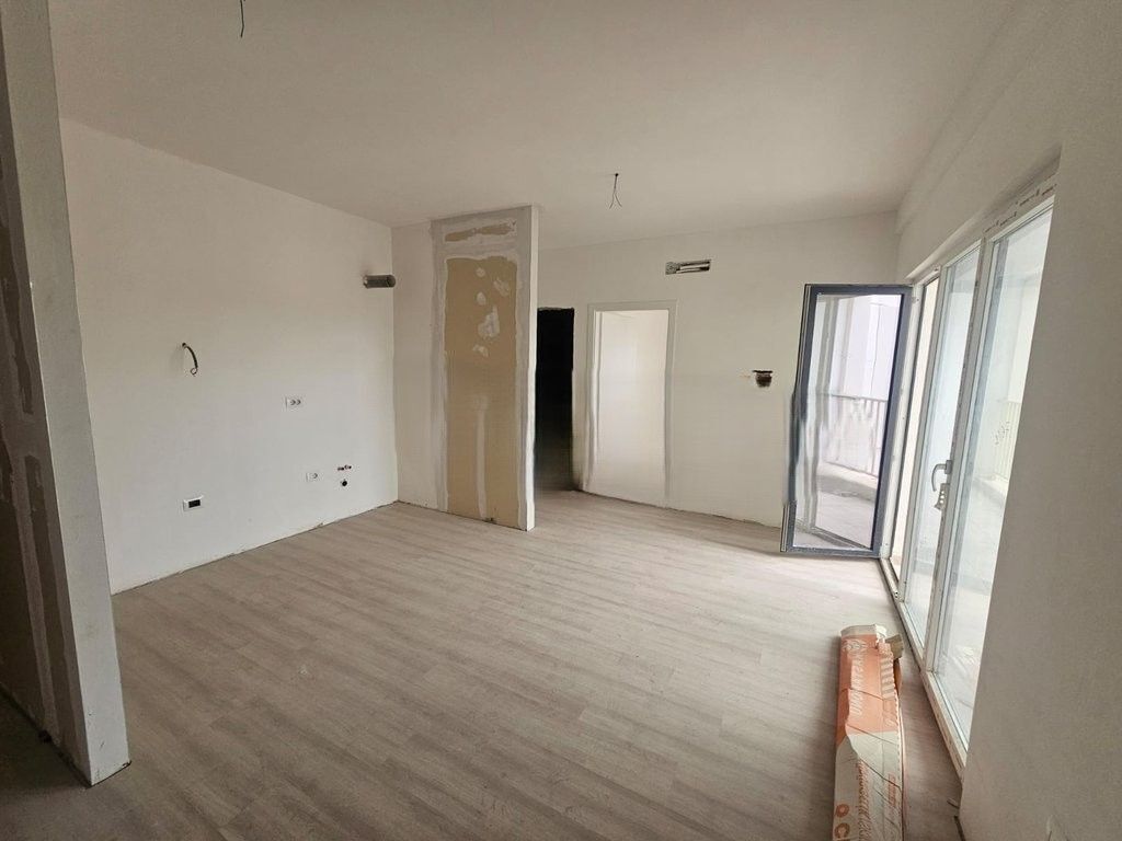 ZOGU I ZI, SHESIM APARTAMENT 1+1 140,000 €