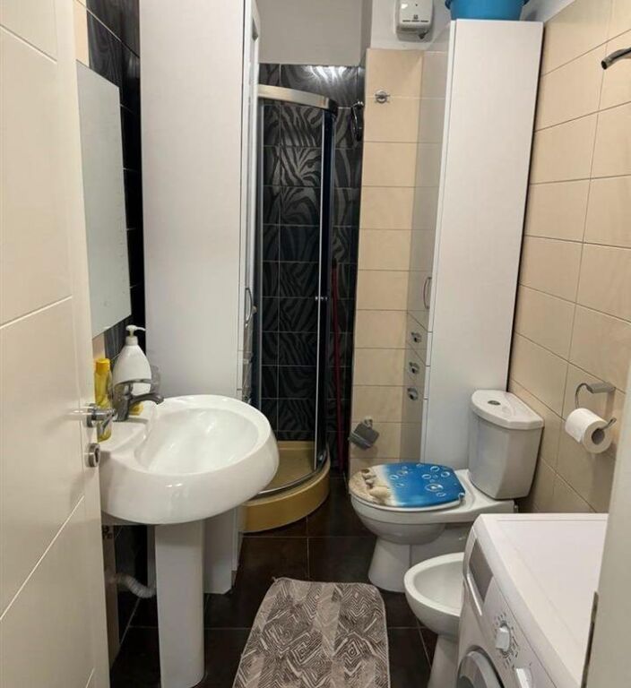 VENDESI APPARTAMENTO 1+1 LIQENI THATE 169.000 EURO