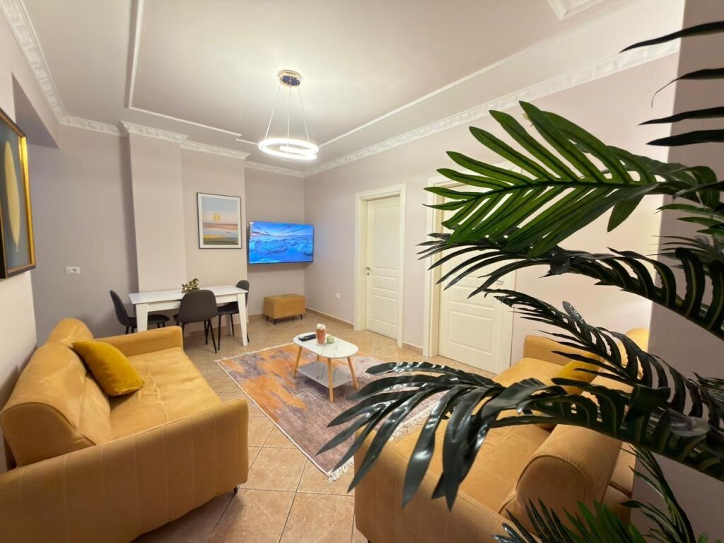 Apartament 2+1, Rruga e Elbasanit!