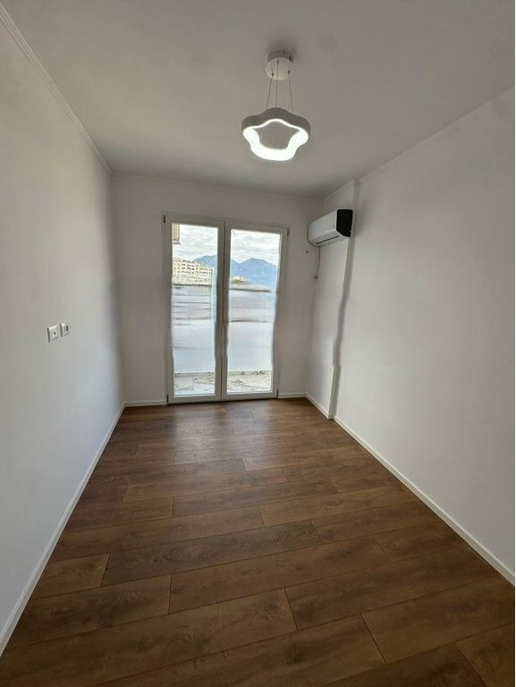 Procura di Tirana - Vendesi 2+1+2 Moderno 218.000 €