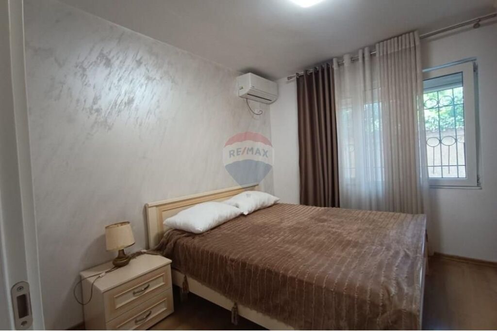 Apartament 2+1 me qera ne Qender