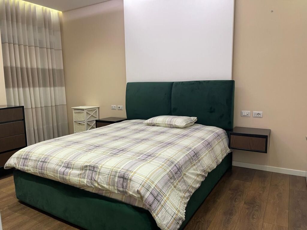 Apartament 2+1 per qira tek Rruga Jordan Misja.