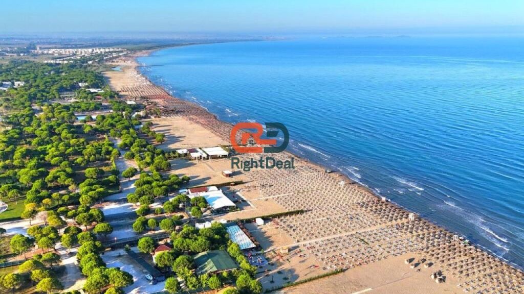 Ne Gjirin E Lalezit, Rezidenca Lura 1, Shitet Dublex Me Oborr I Ndare Ne 2 Apartamete 2+1 Perfekte Per Investim !