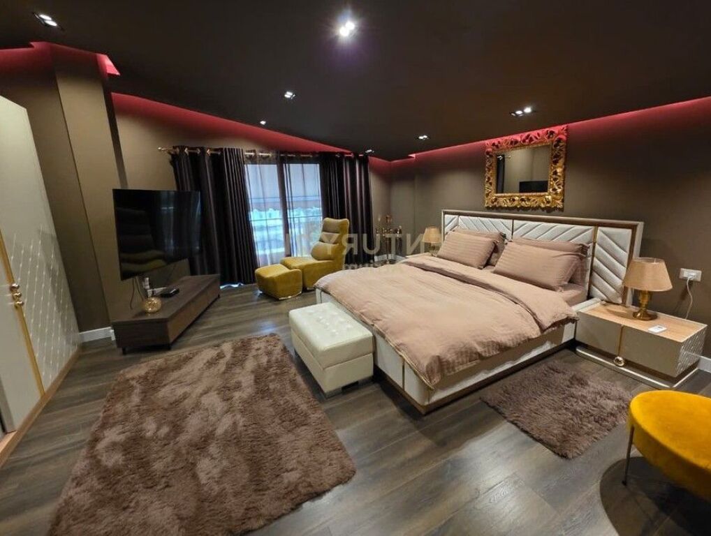 JEPET ME QIRA VILE 3 KATESHE TEK VILAT AMERIKANE!