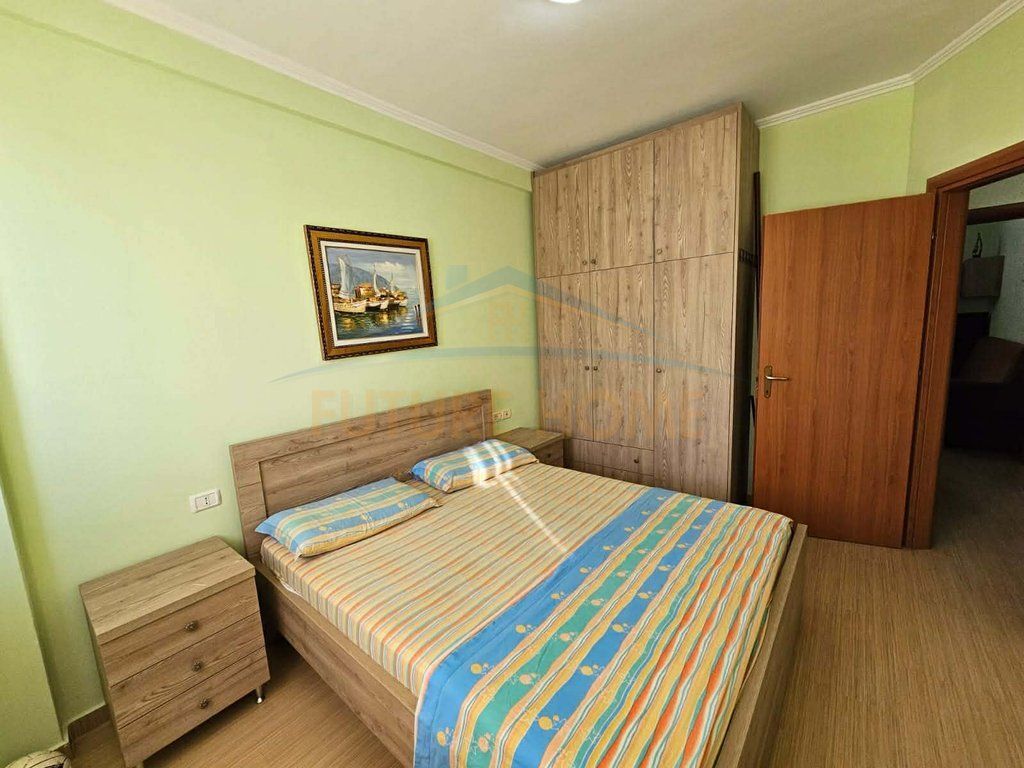 Shitet , Apartament 1+1 Mali Robit , Durres