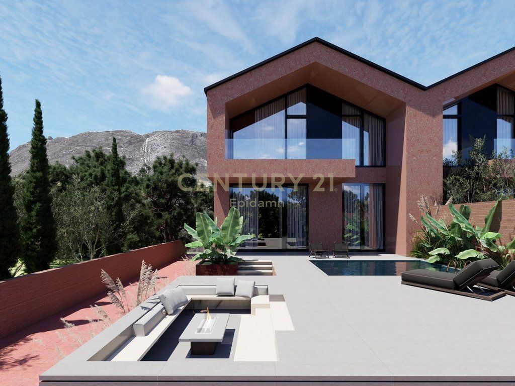 VILË PËR SHITJE ME PAMJE DETI NË GJIRIN E LALZIT !!