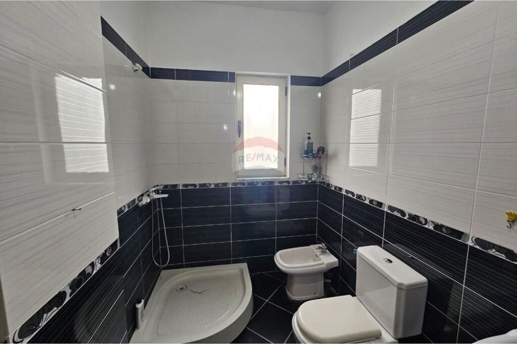 Apartament 2+1 per qira tek 5-Maji!