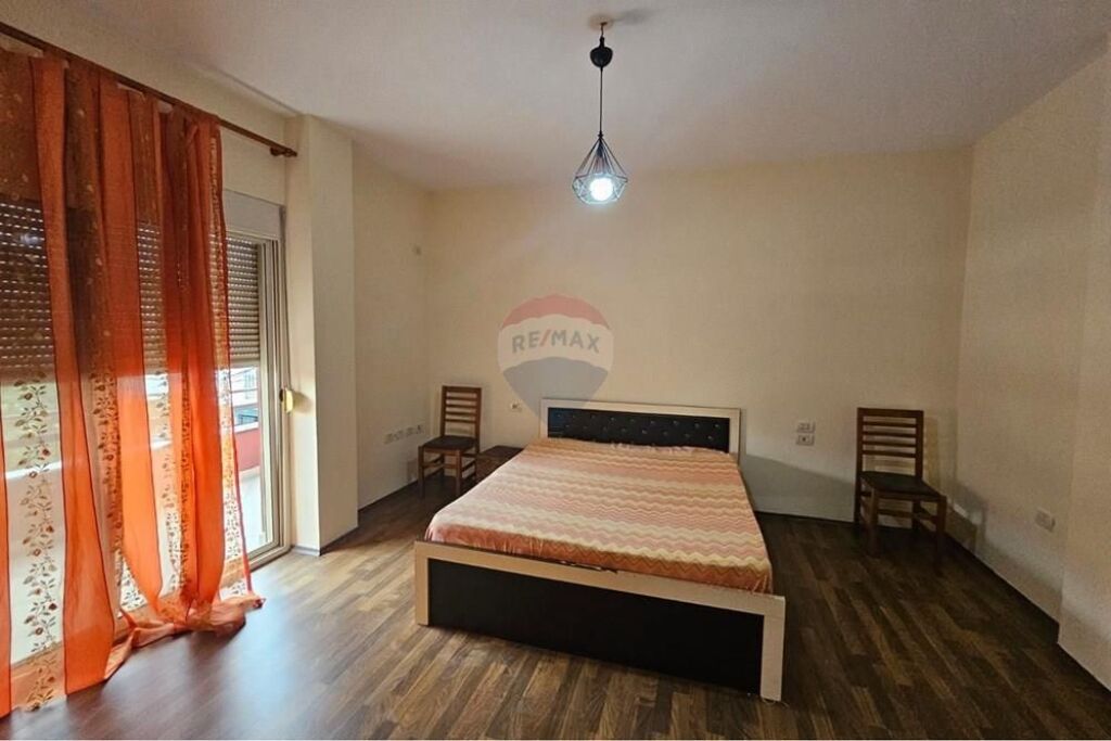 Apartament 2+1 per qira tek 5-Maji!