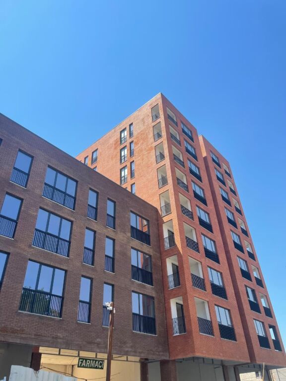 Shitet apartament 2+1+2 – Siri Kodra, pranë Bulevardit të Ri