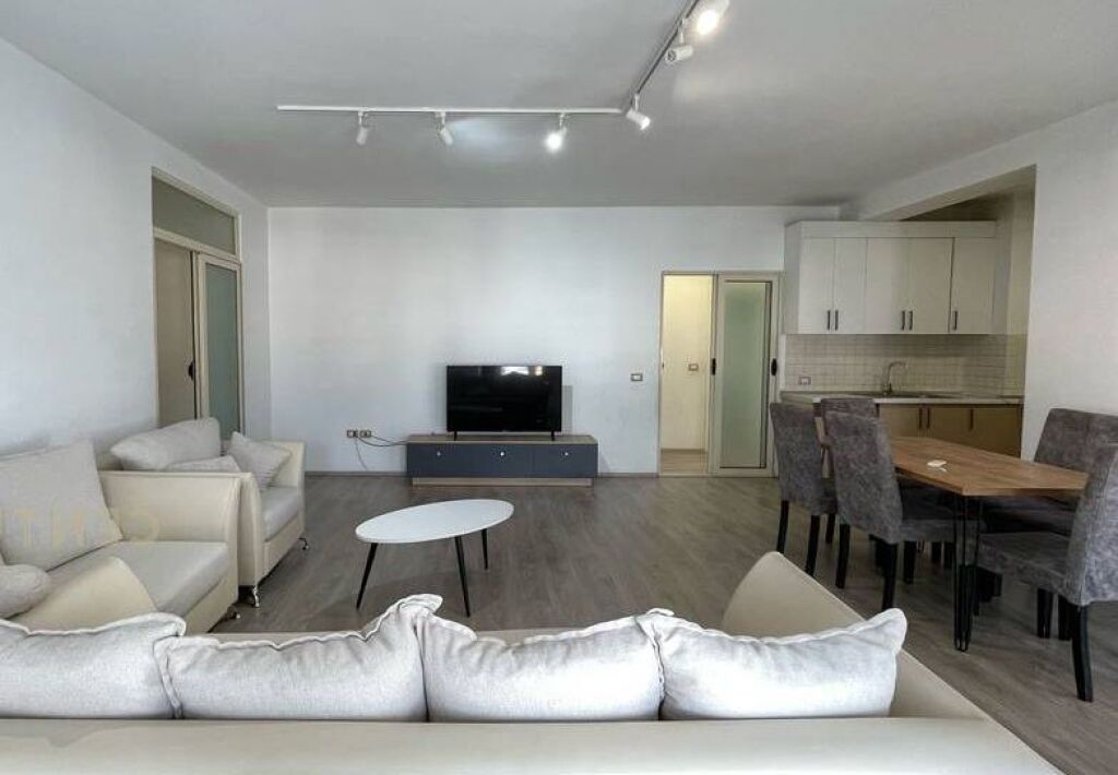 Appartamento 3+1+2 In Affitto A Astir