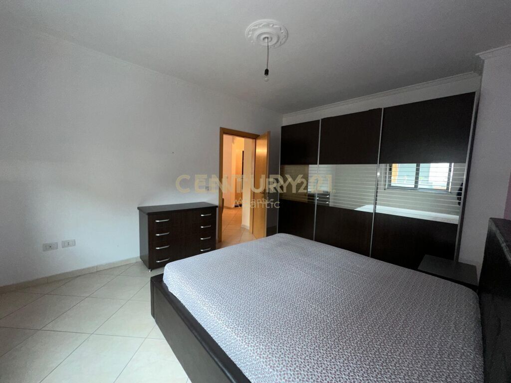 APARTAMENT 2+1 PER QIRA LAGJIA 8-TE DURRES!