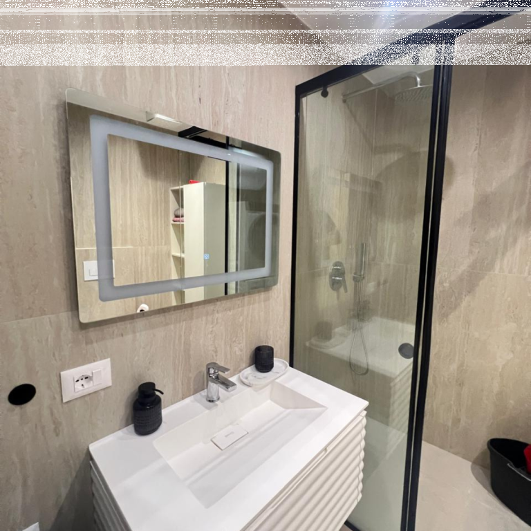 APARTAMENT ME QIRA – Rruga e Kavajës