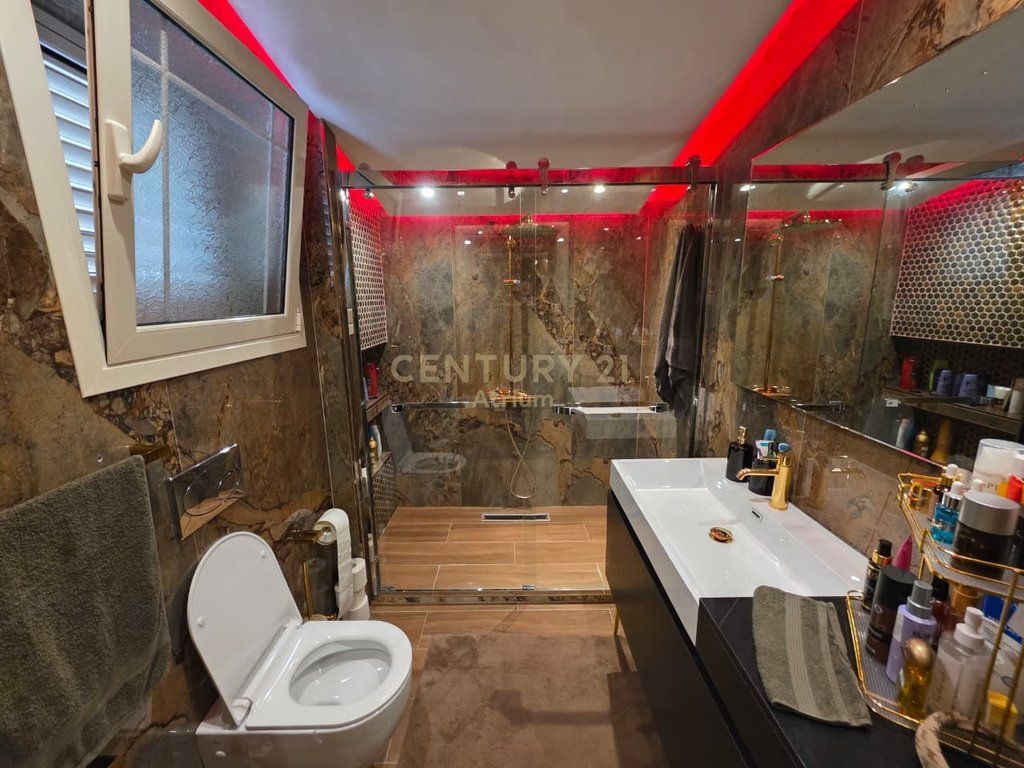 Villa di lusso in affitto a Vilat Amerikane