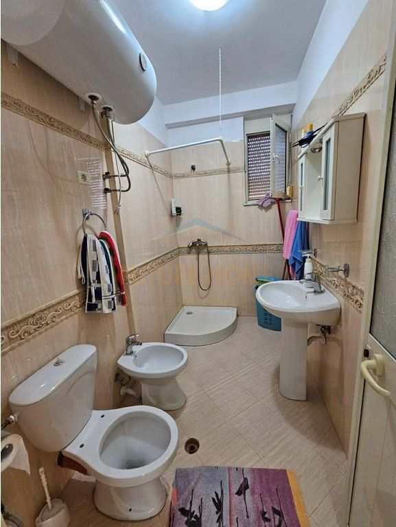 Shitet , Apartament 1+1 Mali Robit , Durres