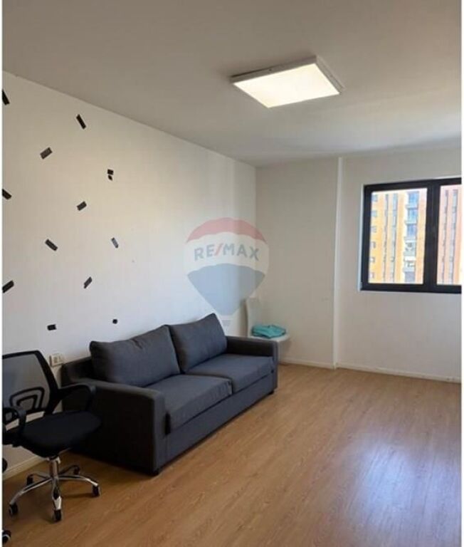 Appartamento 1+1 in affitto per uffici presso il palazzo EGLO