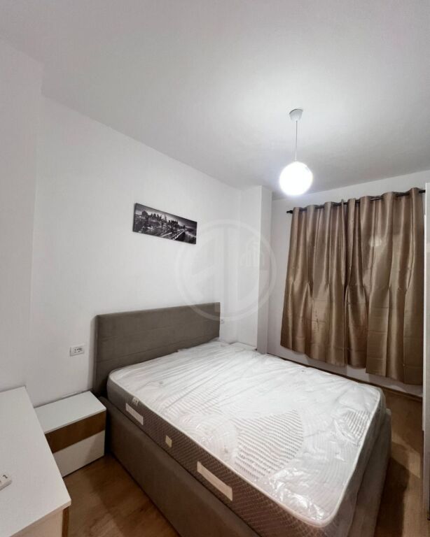 Apartament me Qira