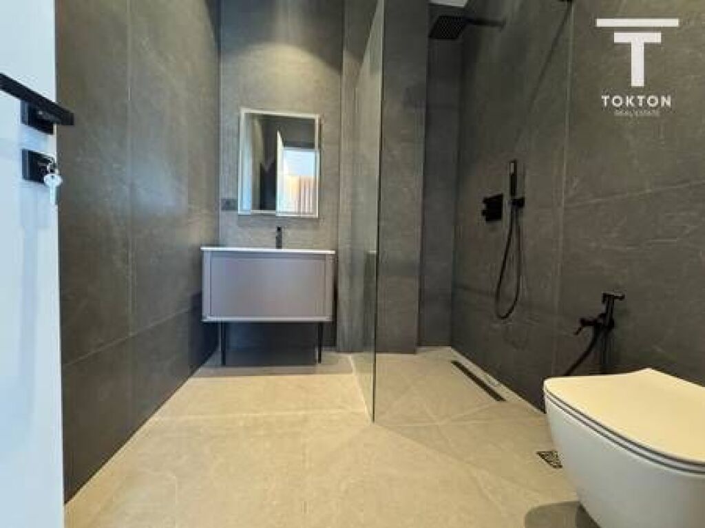 IN VENDITA, VILLA ATTACCATA, FOREST RESIDENCE, LAGO ASCIUTTO