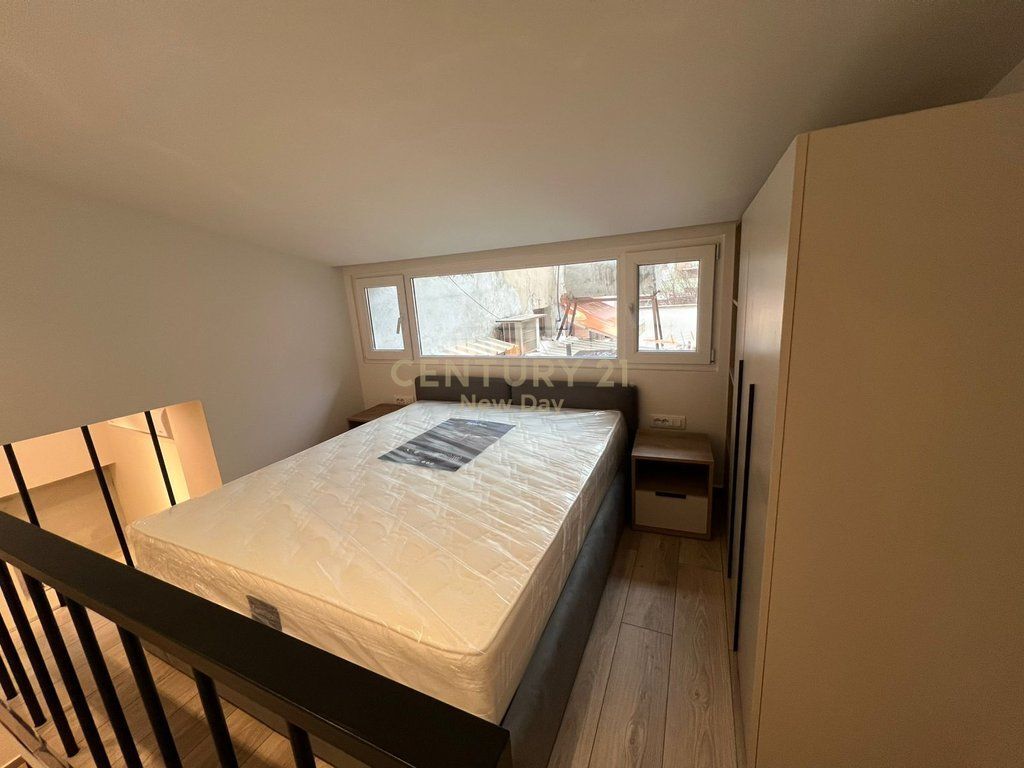 LOFT FOR RENT NEAR PRIMAVERA SQUARE!