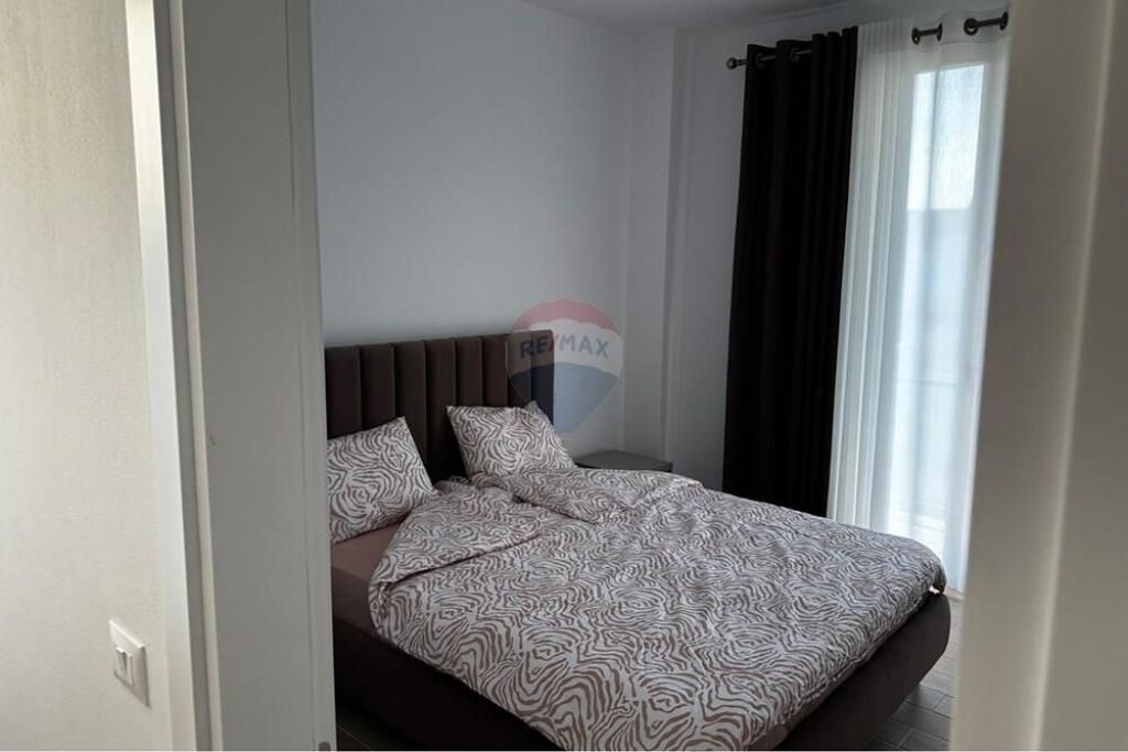 Vilë për Shitje Pranë Gjirit të Lalëzit