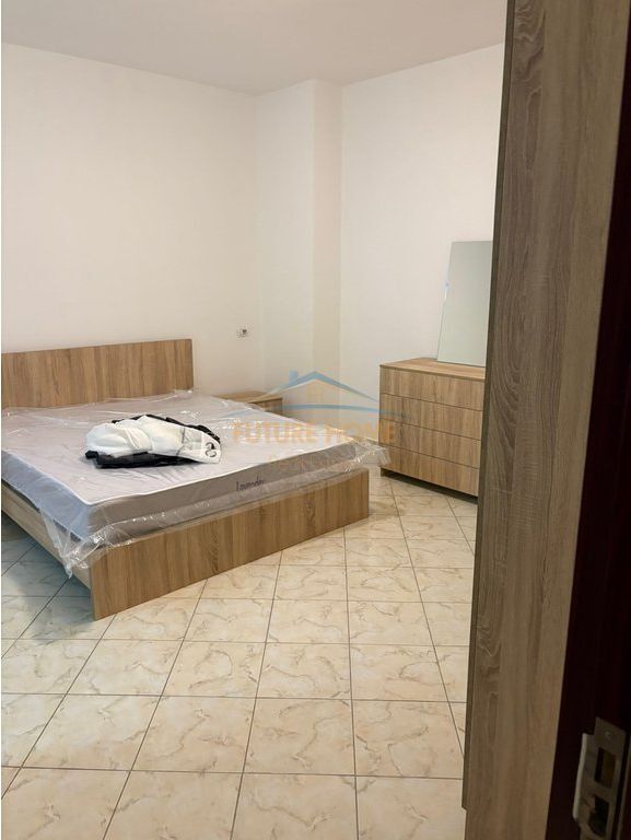 Qira,Apartament 2+1,Unaza Re !